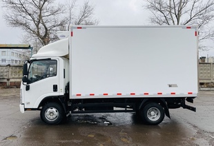 ISUZU NMR85 (3,5т) РЕФРИЖЕРАТОР CARRIER C600 4,2×2,2×2,4м